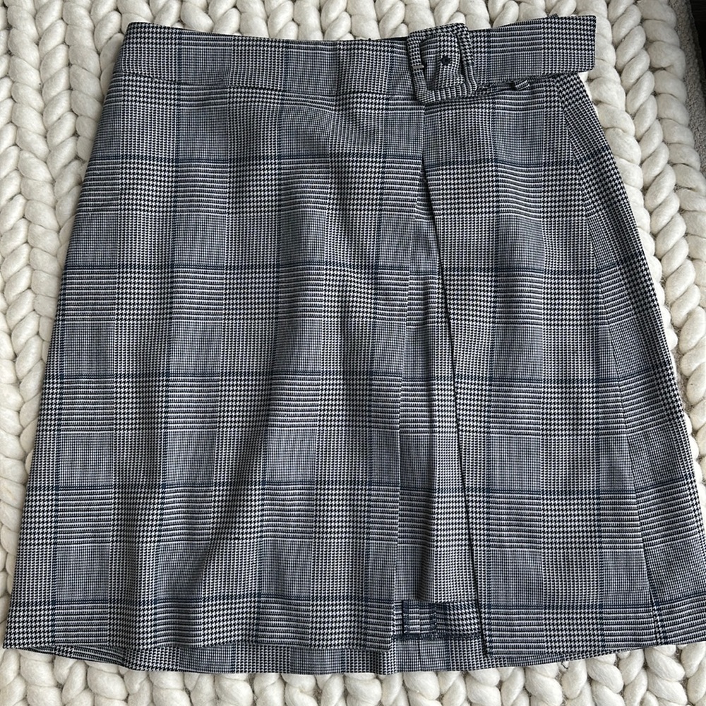 Club Monaco plaid skirt